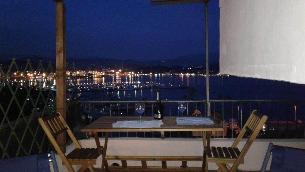 Tre Pini Apartment Λα Σπέτσια Εξωτερικό φωτογραφία