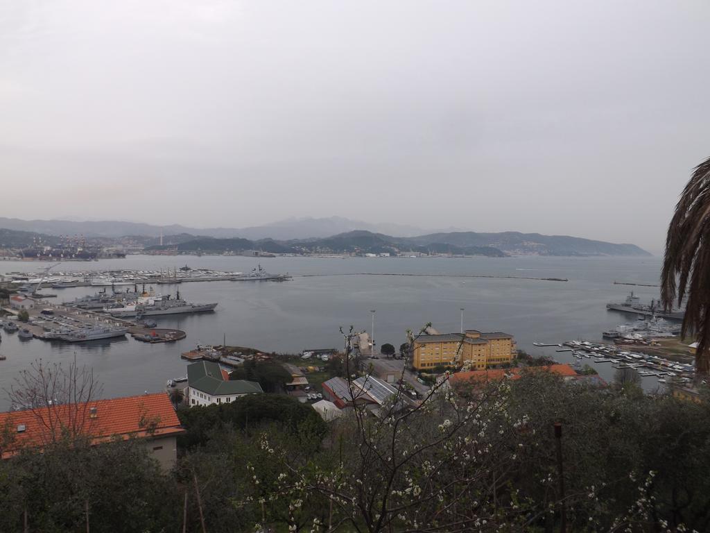 Tre Pini Apartment Λα Σπέτσια Εξωτερικό φωτογραφία